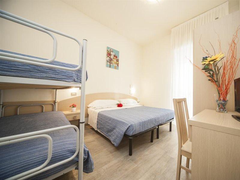 Hotel Miriam Rimini Esterno foto