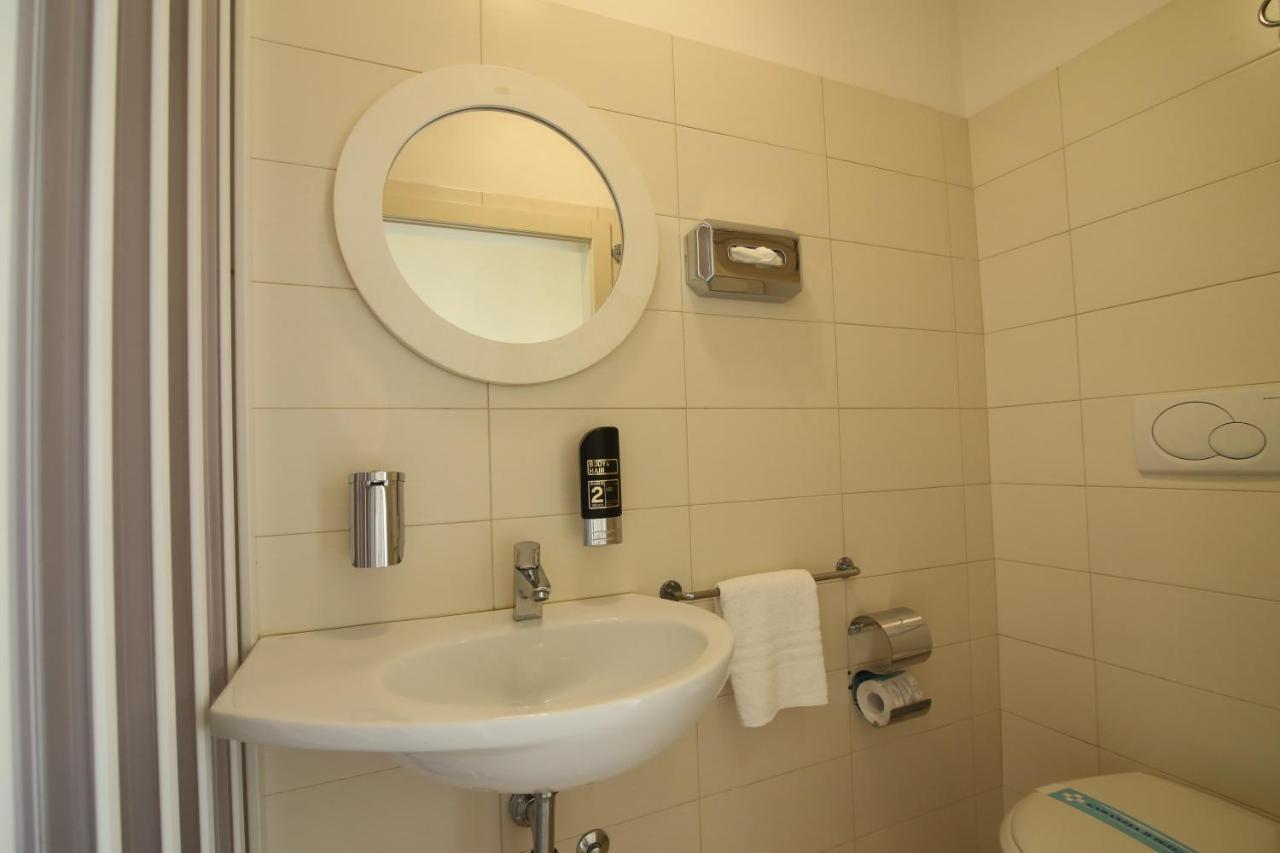 Hotel Miriam Rimini Esterno foto